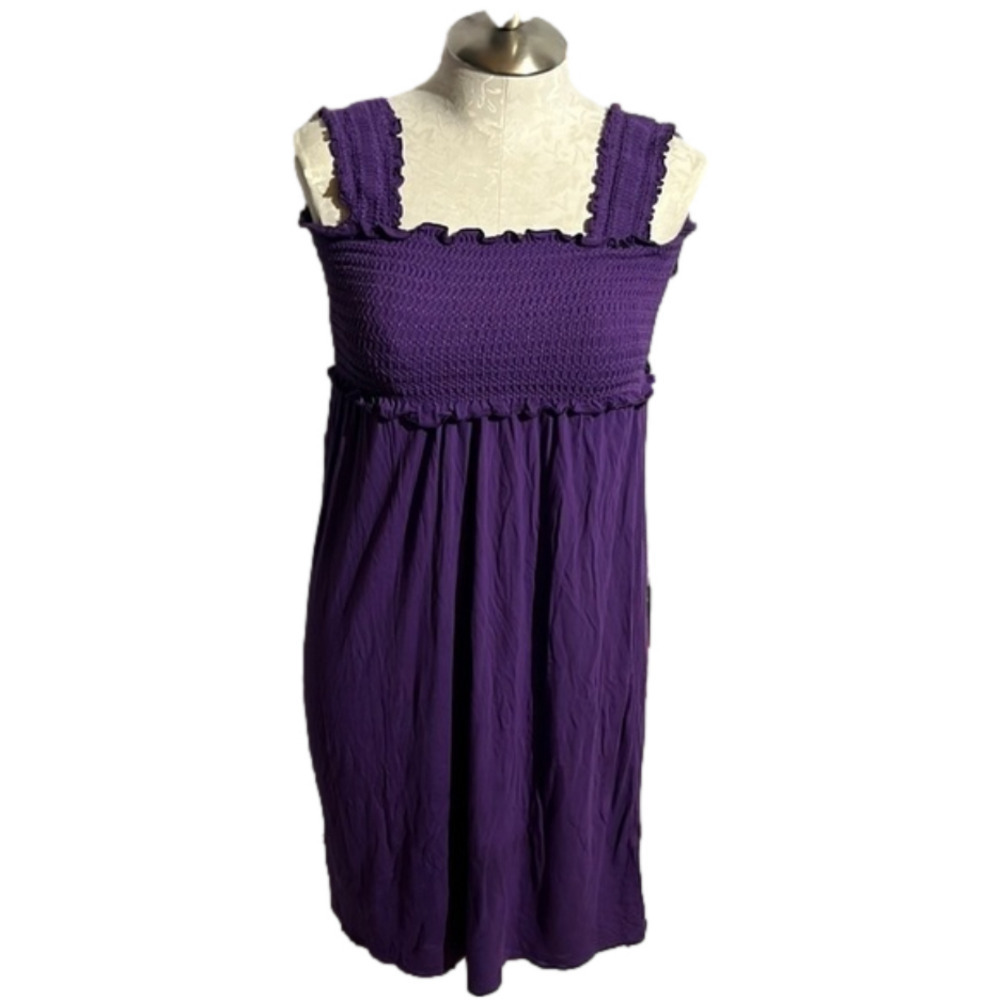 𝅺MILK Nursing wear purple dress size small .